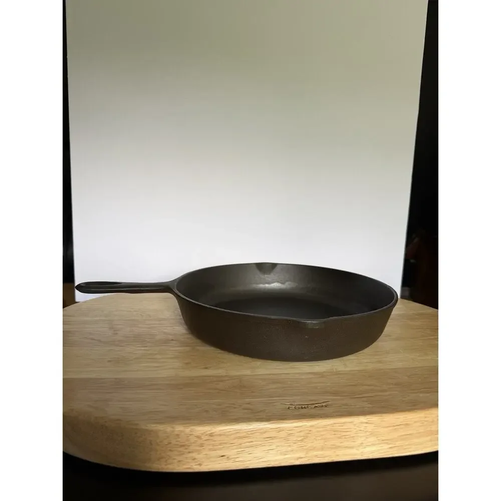 Vintage BSR No. 8 Cast Iron Skillet 10.5” Made in USA